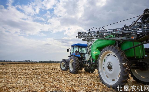 硬地深田买什么农机好？老农，根据地推荐农用车，很实用