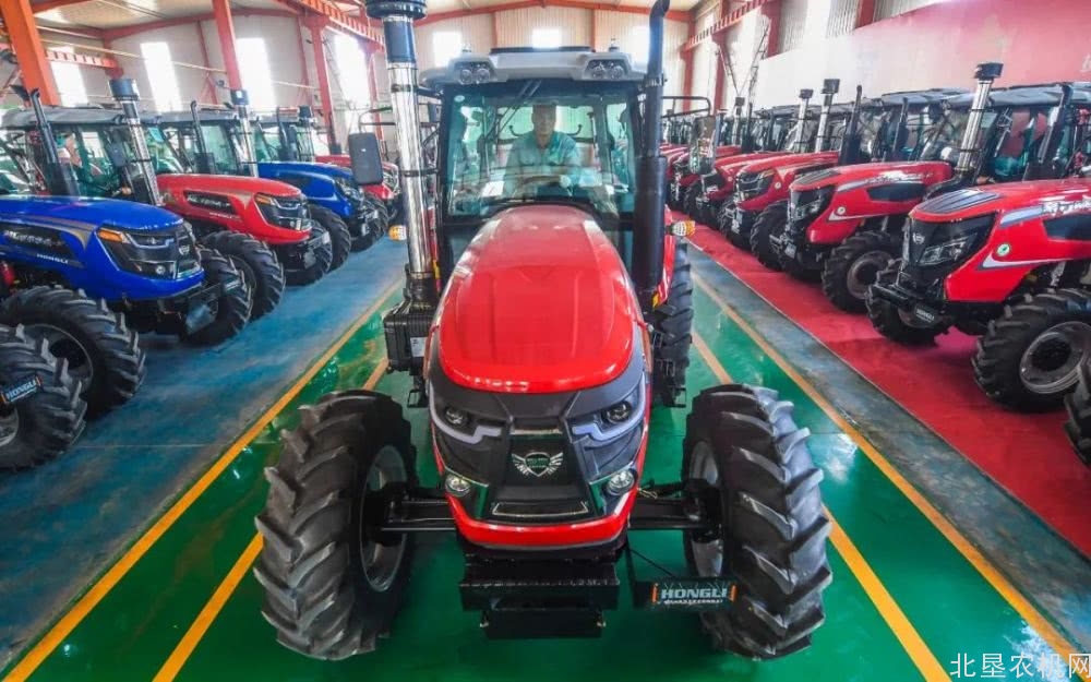 农业机械化最大“败笔”“农机合作社”！