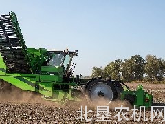 AVR公司PUMA系列土豆收获机