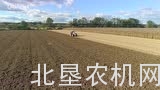 斯太尔拖拉机配Titan 180M大犁作业