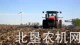 versatile公司260拖拉机配Kinze 3200播种机