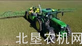 约翰迪尔6175R拖拉机配迪尔R962i牵引式喷药机作业