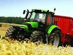 道依茨-法尔AGROSKY导航系统