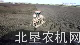 凯斯Puna225CVX履带拖拉机配格兰六铧犁作业