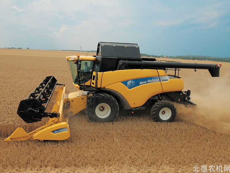 纽荷兰CR10.90创造收获世界记录