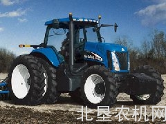 纽荷兰T8.420拖拉机配套RA1500开沟机作业