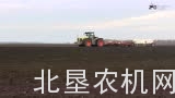 克拉斯Xerion 5000拖拉机在泥泞地中作业