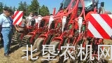 格兰播种设备演示会