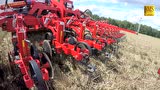 芬特718拖拉机配深松铲作业