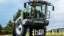 阿玛松Pantera自走式喷药机