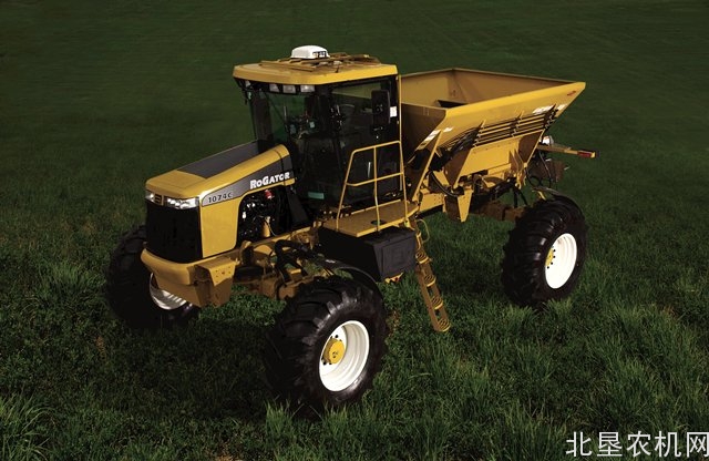 挑战者Terra-Gator TG8333撒肥机