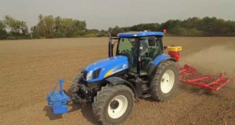 纽荷兰PLM自动驾驶系统介绍