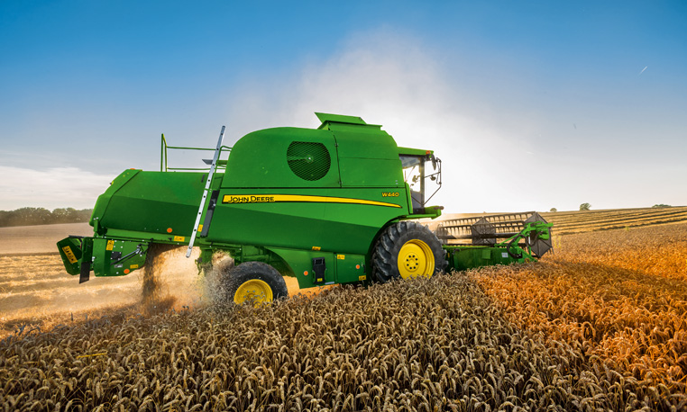 约翰迪尔W330收割机作业前保养项目