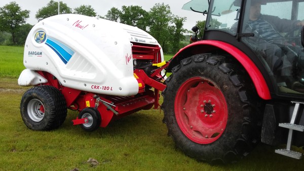 博格VRX170圆捆打捆机