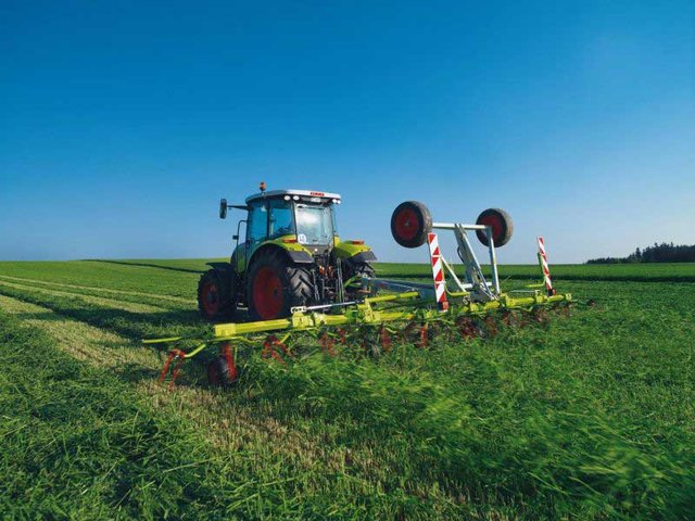 克拉斯割草并铺机