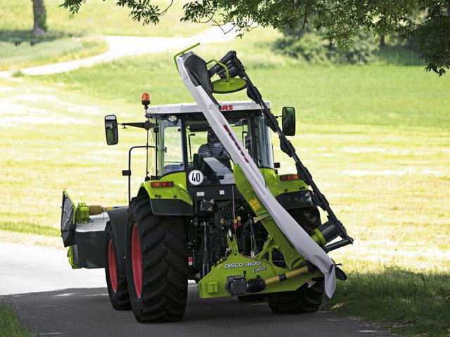 克拉斯背负式割草机功能演示