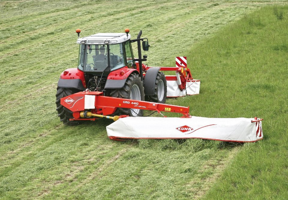 库恩GMD1010系列割草机
