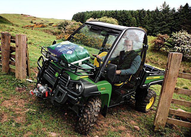 约翰迪尔Gator XUV 855D农夫车
