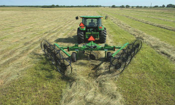 约翰迪尔WR00系列指轮式搂草机