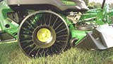 约翰迪尔草坪拖拉机简介