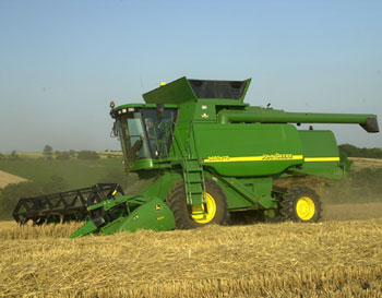 约翰迪尔S660联合收割机维护保养视频