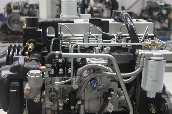 雷沃玉米机国三发动机使用规范及保养方法