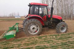 东方红100-130马力X系列拖拉机操作使用和维护保养三