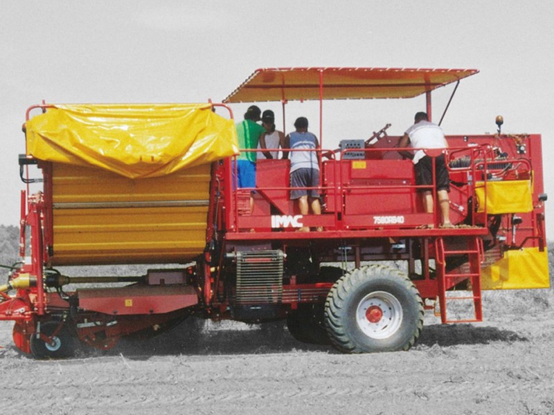 IMAC公司马铃薯收获机