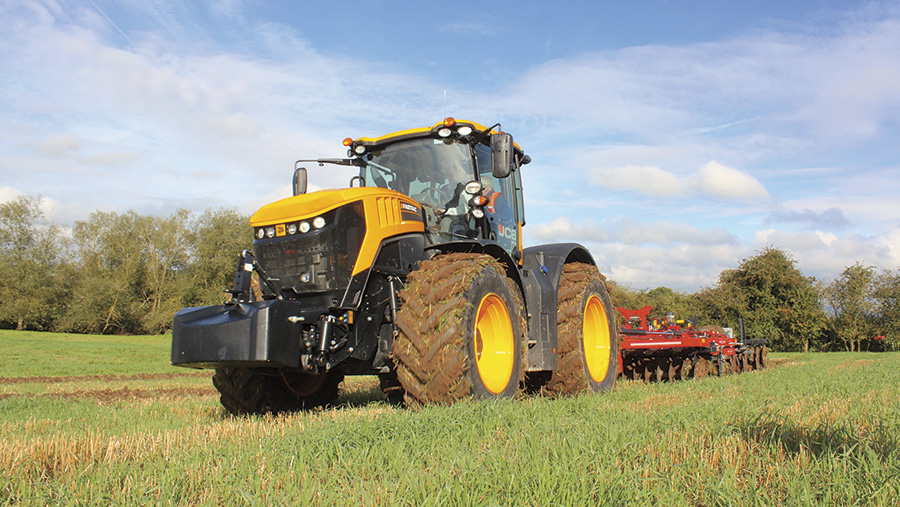 杰西博新款Fastrac8000系列拖拉机宣传片