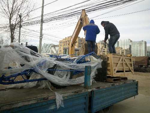 北垦农机代理芦苇割捆机在北京地区投入使用