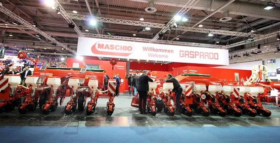 汉诺威农机展上展出的大型农具