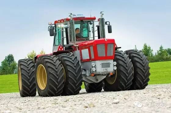 欧洲最大功率拖拉机制造者——德国Schlüter施吕特公司