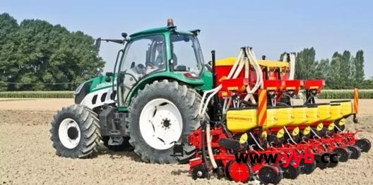 阿波斯拖拉机频获奖 科技创新成雷沃高端智造 “主引擎”