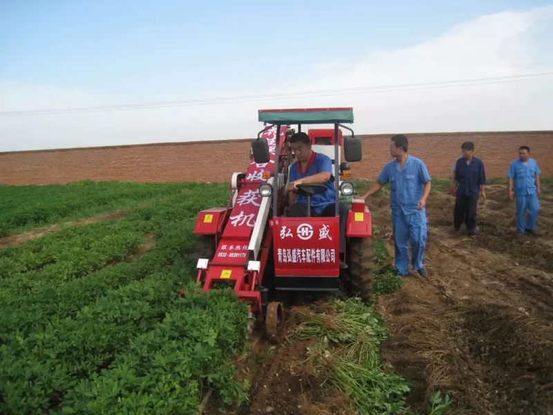 花生收获机不是你想用就能用的，这些条件你满足了吗？