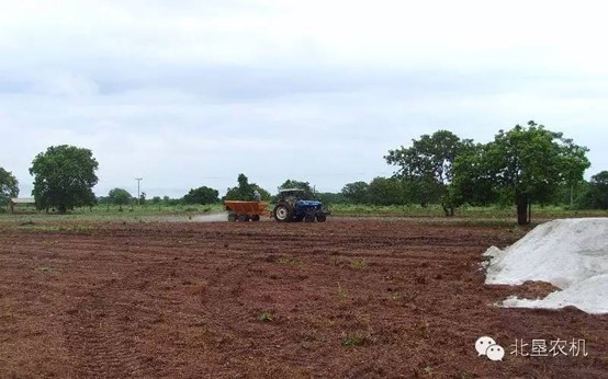 机械收获马铃薯应注意的环节机械收获马铃薯应注意的环节