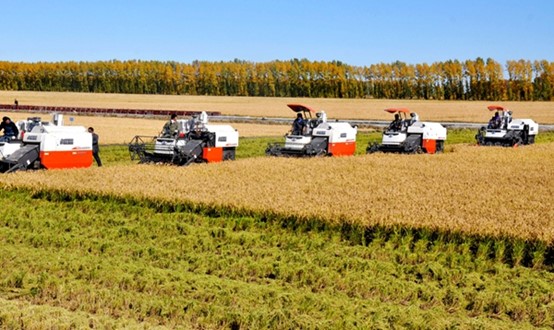 水稻联合收获机特殊情况操作十要领