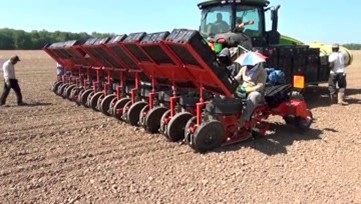 半自动蔬菜移栽机