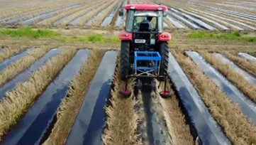 背负式地膜开孔机