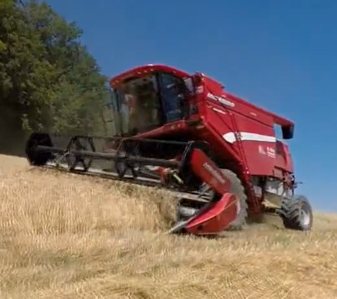 山地联合收获机