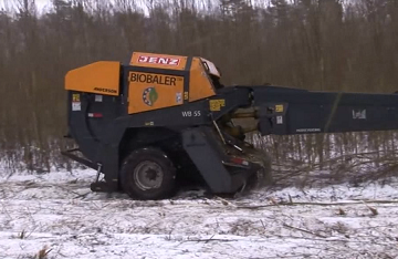 薪柴林圆捆打包机