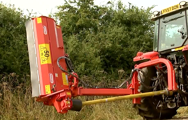 悬挂式路边修剪机