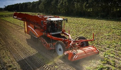 自走马铃薯收获机
