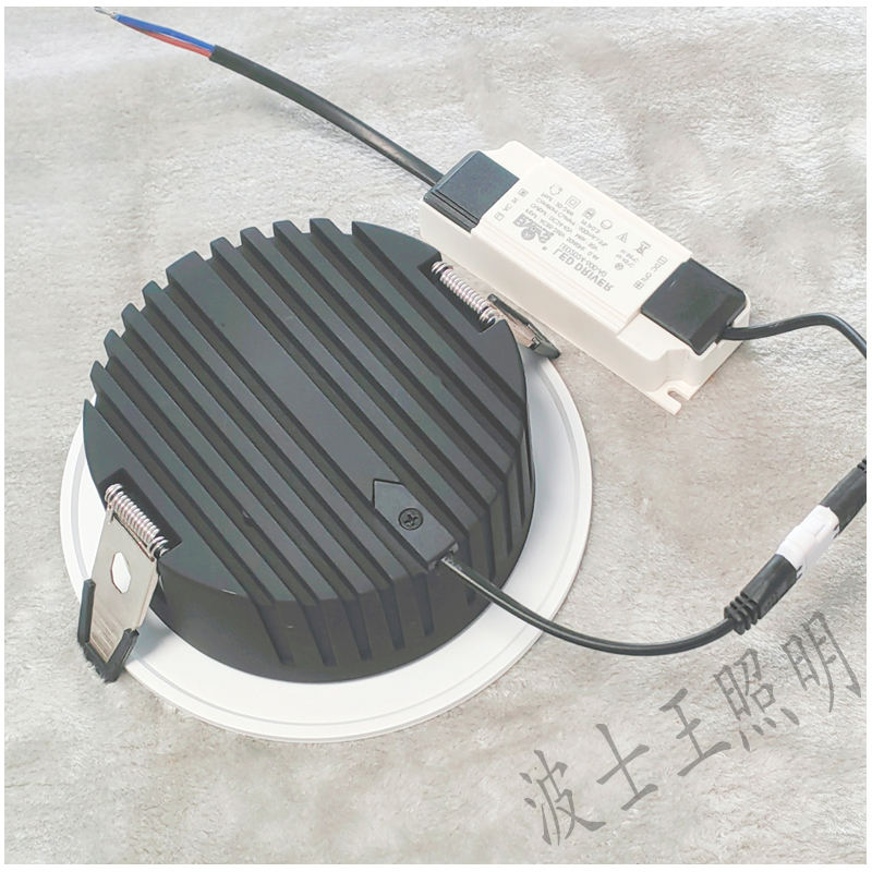 T338YX浪琴二代 高光效筒灯64.jpg