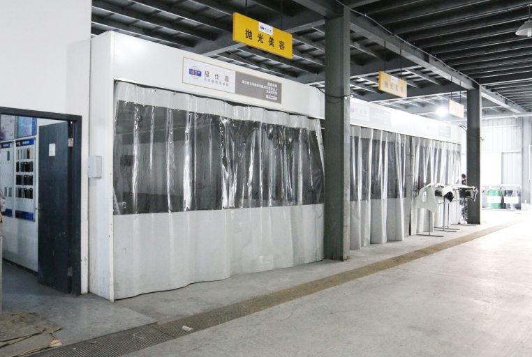 寧波大型連鎖機(jī)構(gòu)鈑噴流水線