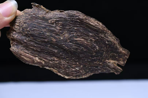 海南皮油沉香1 海南皮油沉香1