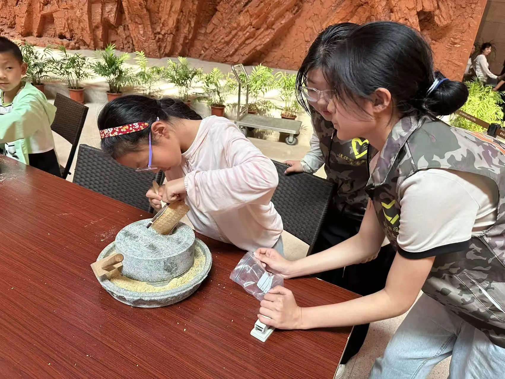 20250506100806_11052.jpg 20250506100806_11052.jpg