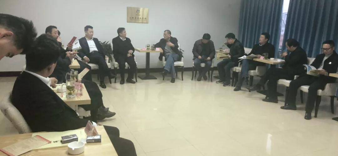 皖湘两省工商联领导莅临我商会考察； 我会代表参加“湖南省工商联皖企对接座谈会”！