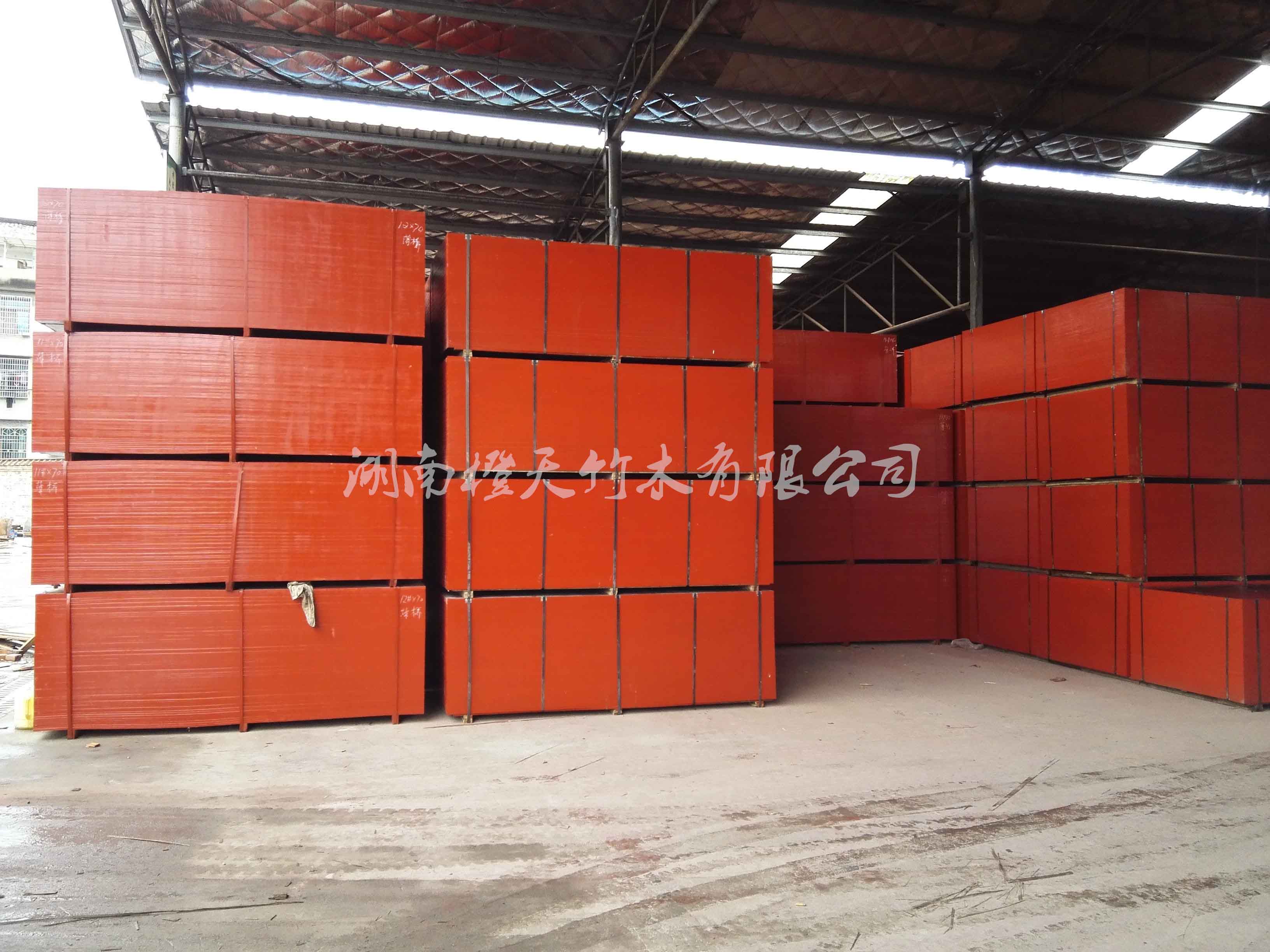 年底收尾至，竹胶板~建筑模板工厂温馨提示：为确保工程进度，请提前备好所需模板