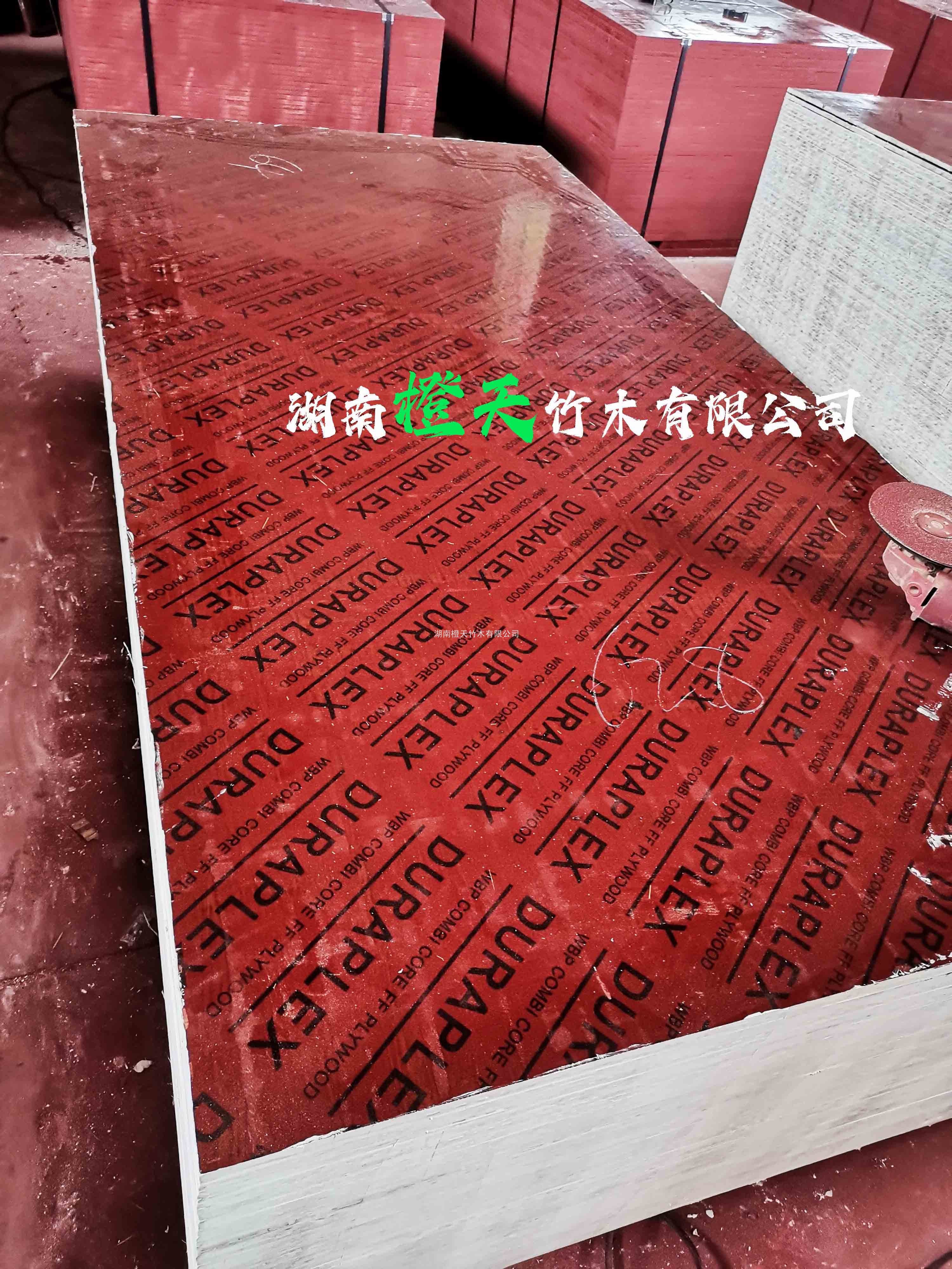 建筑模板产品PK : 房建工程中，竹胶板和木板哪个好？