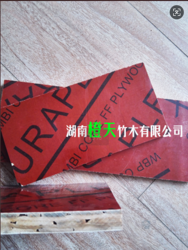 拒绝竹纹透印！双层杨木片如何锻造绝对平整模板